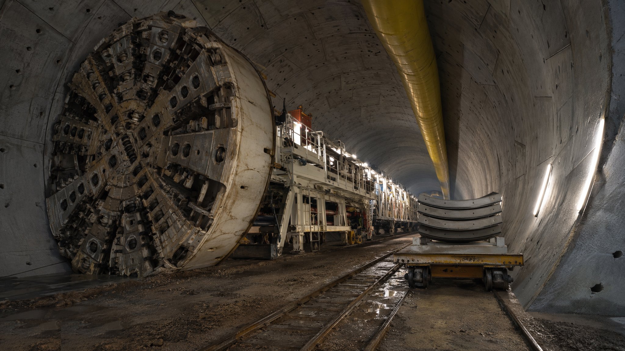 Tunnels & Underground — sector cover