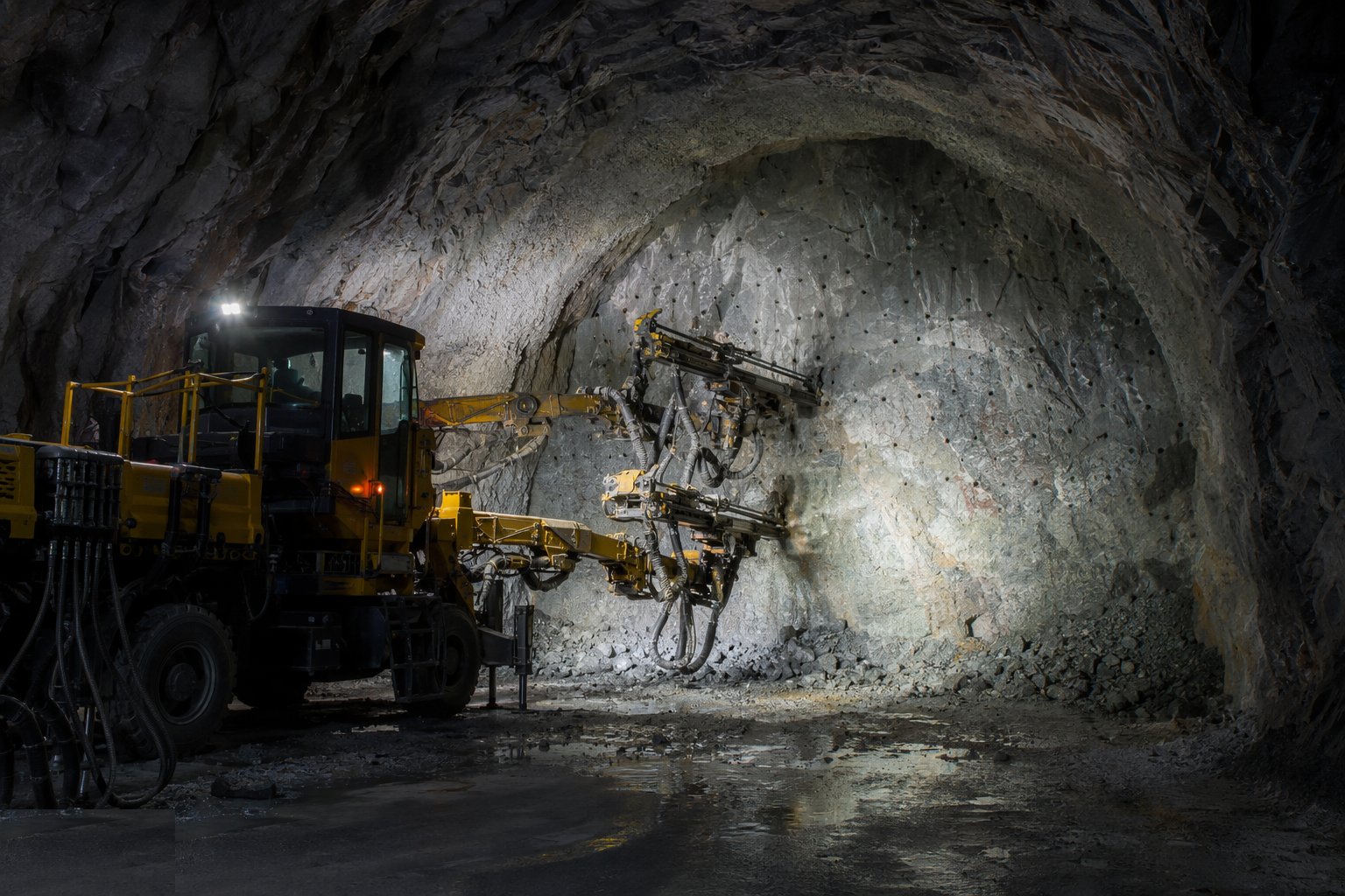 Excavate the advance — SCL & Drill-and-Blast Tunnelling, step 2